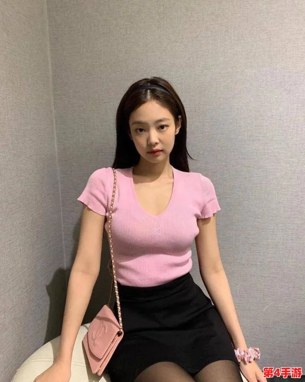 周妍希裸照曝光!网友热议女星私密照流出事件真相揭秘 周妍希裸照曝光!网友热议女星私密照流出事件真相揭秘