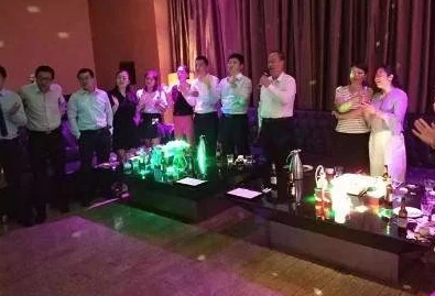 探索同志猛躁kTV男鸭:一个让人心跳加速的夜晚与无尽欢乐的完美结合 探索同志猛躁kTV男鸭:一个让人心跳加速的夜晚与无尽欢乐的完美结合