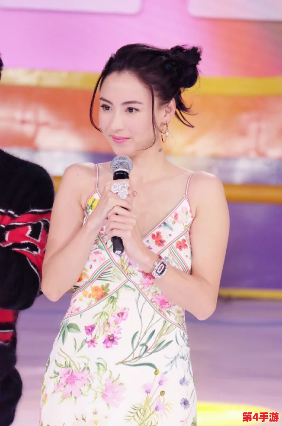 张柏芝五十四张黑森的照片,网友纷纷称赞她的颜值与气质,真是让人惊艳不已 张柏芝五十四张黑森的照片,网友纷纷称赞她的颜值与气质,真是让人惊艳不已