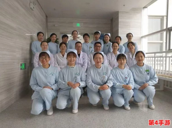 被十几个工人爽了一下午：如何在团队合作中实现高效沟通和协作？