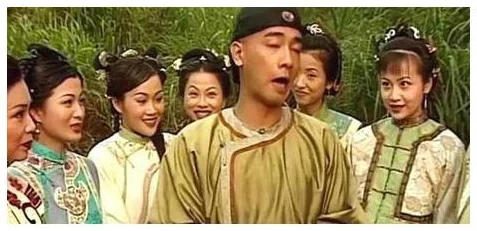 韦小宝通吃岛战七女，网友评论：这剧情真是太离谱了，难道他真的能同时应付七个女人吗？