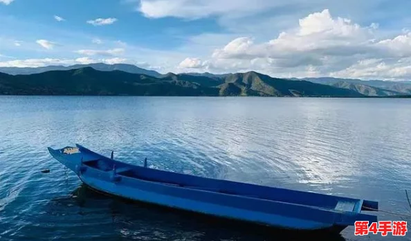 淑容说把船开到湖中间去，感受宁静与自然的完美融合之旅