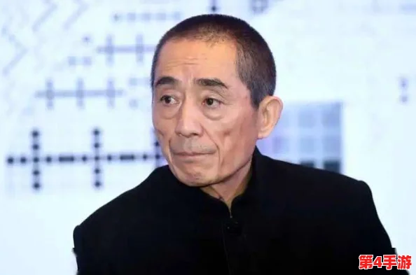 一小孩儿和妈妈拔萝卜生孩子不盖被子[黄]，网友：这样的生活场景真是让人哭笑不得，太有趣了！