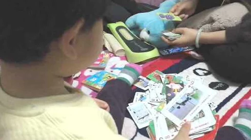 男女打扑克剧烈运动的背后故事与趣味互动解析 男女打扑克剧烈运动的背后故事与趣味互动解析