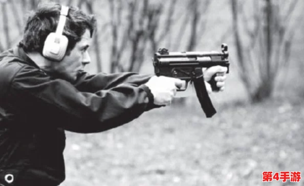 CS系列中MP5与其他热门冲锋枪伤害对比:哪款更适合反恐精英战场? CS系列中MP5与其他热门冲锋枪伤害对比:哪款更适合反恐精英战场?