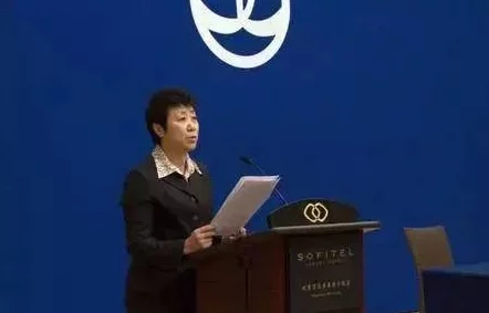 银行业务员1—18全：内部人士曝光，背后真相惊人，涉及高层权力斗争