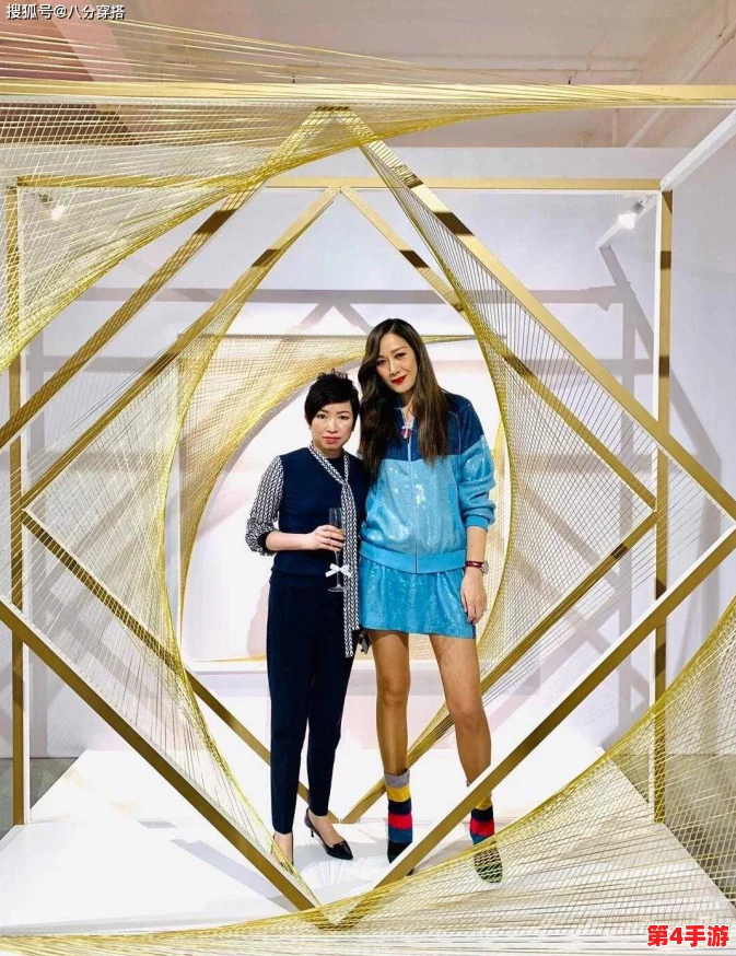 法国空姐2019满天星法版：曝光内幕！她竟然是名模出身，与富豪绯闻不断，背后故事令人大跌眼镜