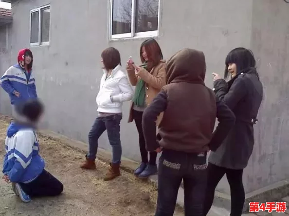 班长露出 强行被男生:校园霸凌现象与心理影响的探讨与分析 班长露出 强行被男生:校园霸凌现象与心理影响的探讨与分析